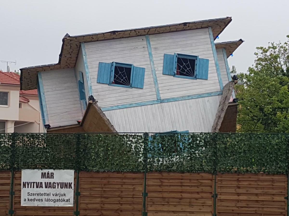 Villa Bellanova Hajdúszoboszló Exteriör bild