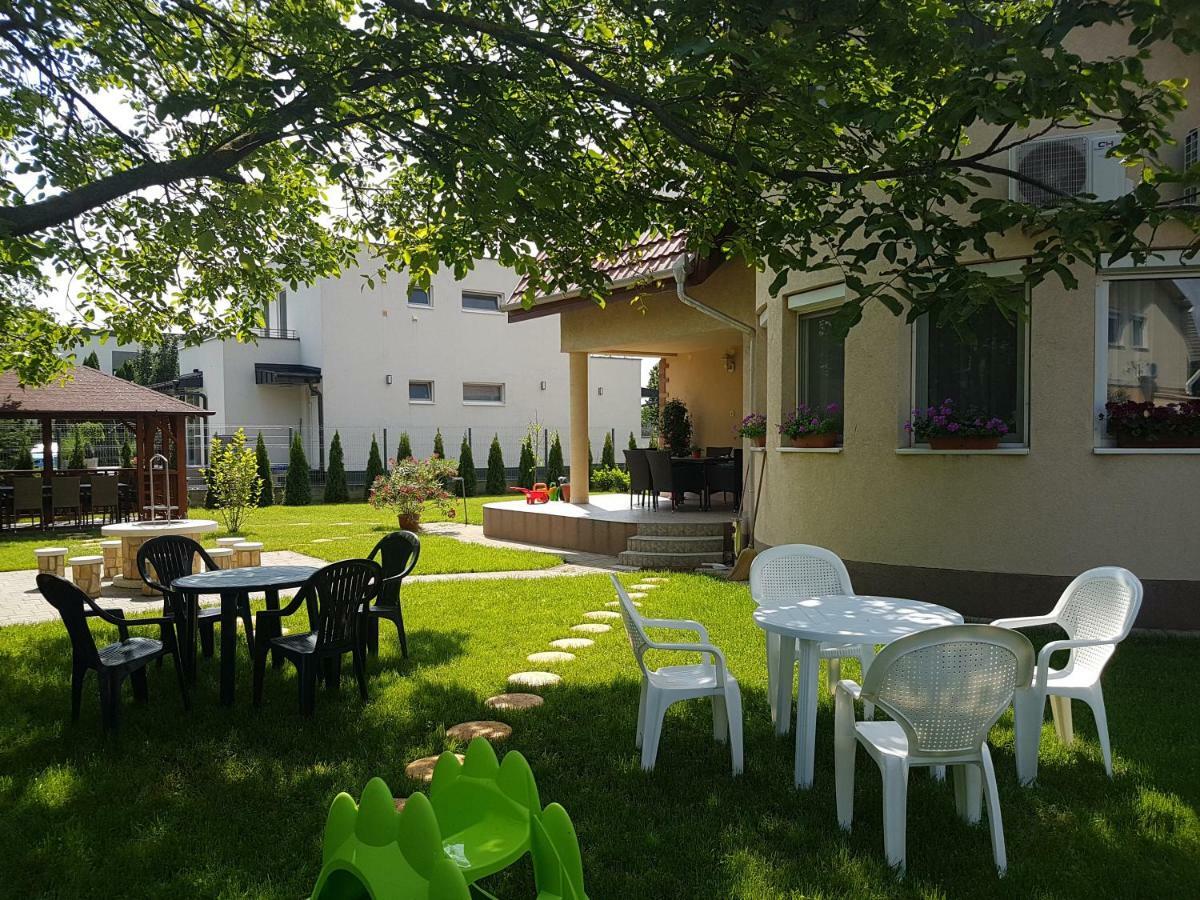 Villa Bellanova Hajdúszoboszló Exteriör bild